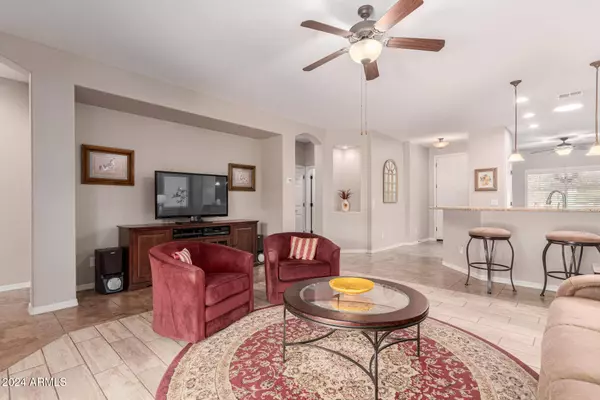 873 W HARVEST Road, Queen Creek, AZ 85140