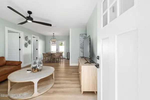 1137 SEBAGO AVE N, Atlantic Beach, FL 32233