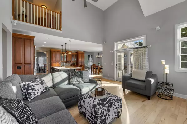 N74W24595 Stonewood, Sussex, WI 53089