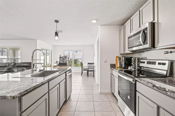 16766 CARLTON POND ST, Wimauma, FL 33598