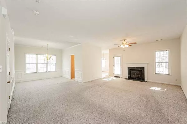 3712 Mulberry LN, Williamsburg, VA 23188