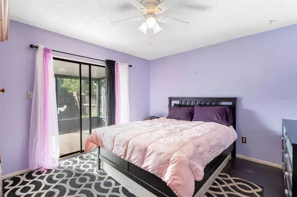 1146 EASTON ST, Orlando, FL 32825