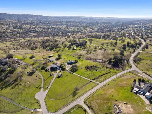 33019 Road 800, Raymond, CA 93653