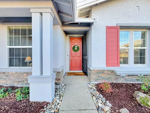 796 Violet LN, Lincoln, CA 95648