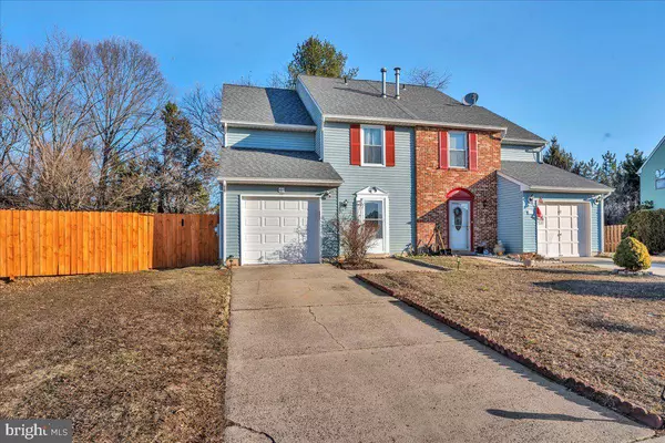 61 FRANKLIN DR, Voorhees, NJ 08043