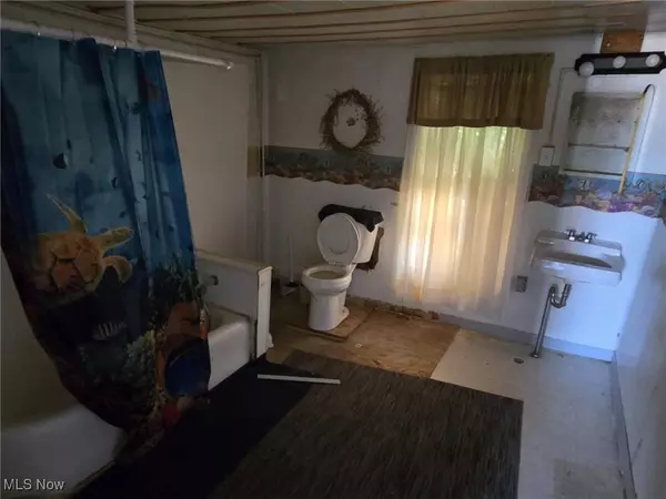 4100 Big Muskie DR, Chandlersville, OH 43727