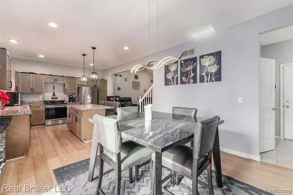 16530 DORT Street, Roseville, MI 48066