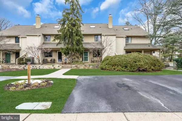 210 COVENTRY CT, Yardley, PA 19067