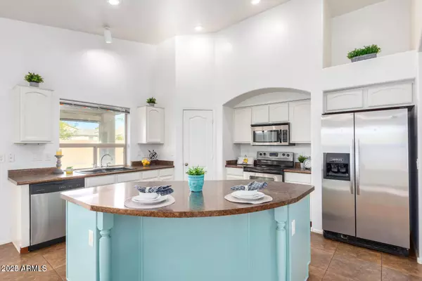 4132 E AMARILLO Drive, San Tan Valley, AZ 85140