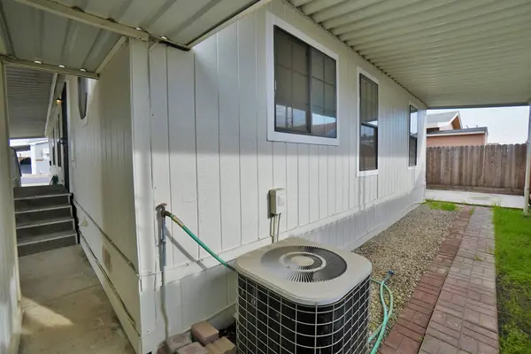 2459 N Oaks Street #76, Tulare, CA 93274