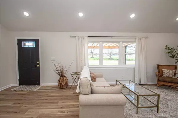 12 Lakengren Drive, Eaton, OH 45320