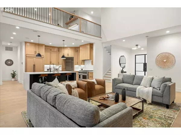 18850 REAO CT, Lake Oswego, OR 97035