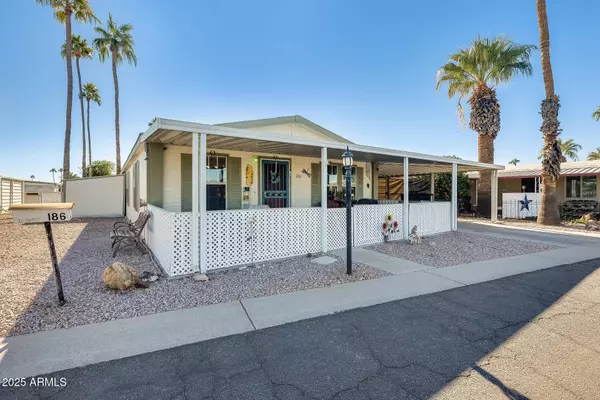 120 N VAL VISTA Drive #186, Mesa, AZ 85213