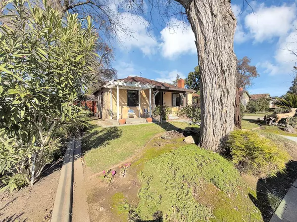 1515 Woodland DR, Stockton, CA 95207