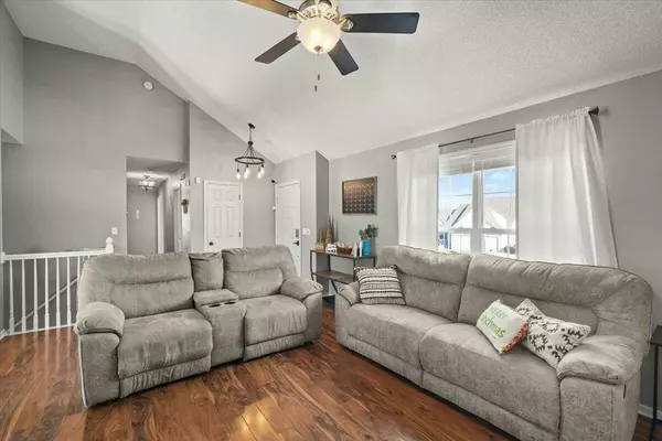 7420 N Lewis AVE, Kansas City, MO 64158