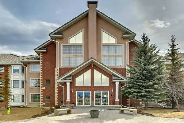 6868 Sierra Morena BLVD SW #126, Calgary, AB T3H 3R6