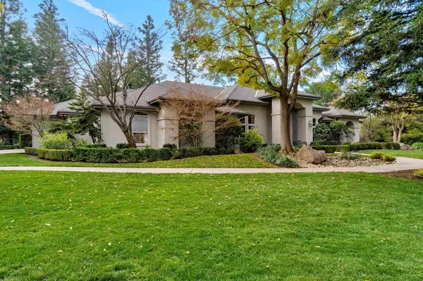 7933 E Garland AVE, Fresno, CA 93737