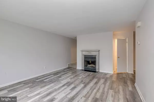 2159 HARBOUR DR, Palmyra, NJ 08065