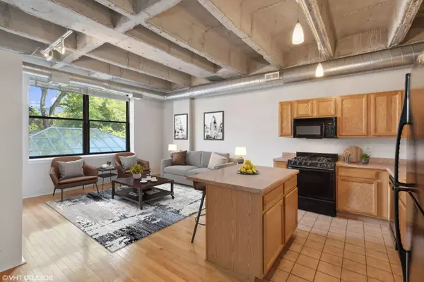 5200 S Ellis AVE #203, Chicago, IL 60615