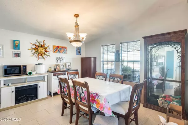 120 N VAL VISTA Drive #186, Mesa, AZ 85213