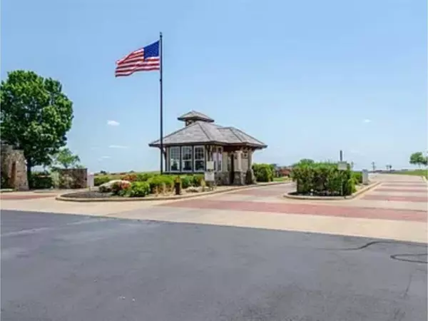 The Retreat Gated Entrance