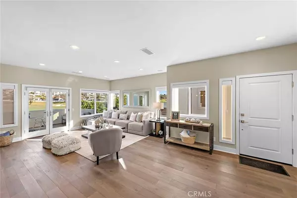 20 Tennis Villas DR, Dana Point, CA 92629