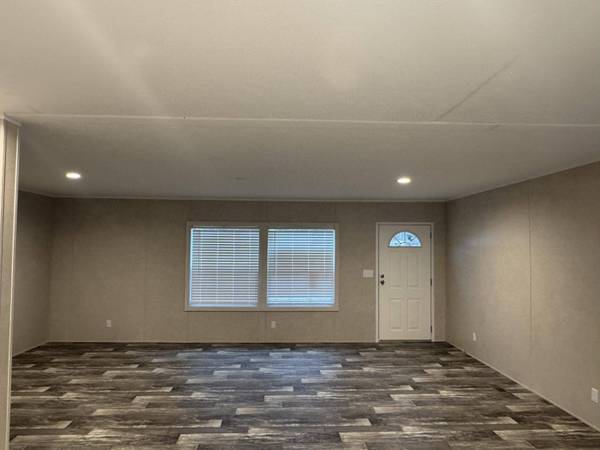 174 Wyman Rd, Eutawville, SC 29048