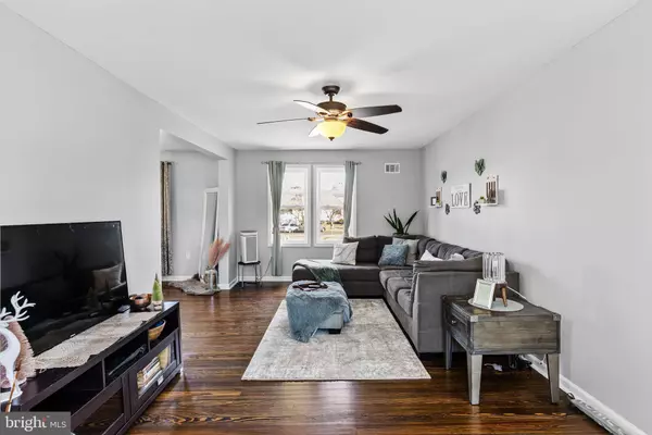 308 MOUNT VERNON AVE, Laurel Springs, NJ 08021