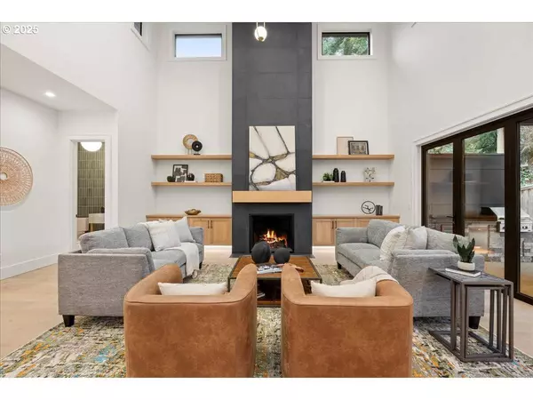 18850 REAO CT, Lake Oswego, OR 97035