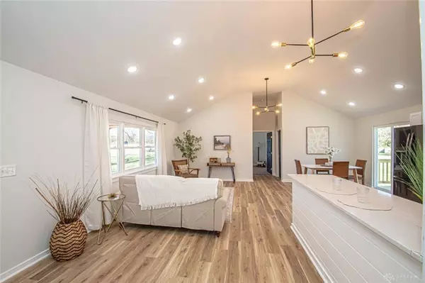 12 Lakengren Drive, Eaton, OH 45320