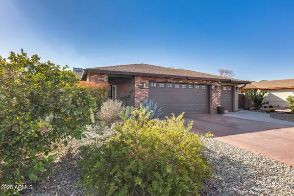 26434 S HOGAN Drive, Sun Lakes, AZ 85248
