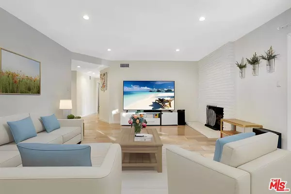 18748 Devonshire St, Northridge, CA 91324