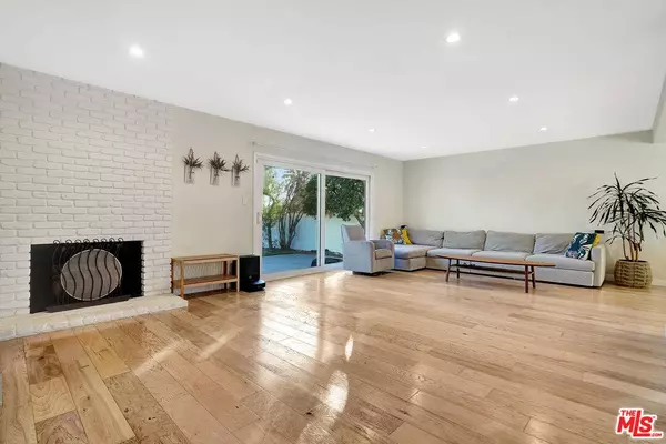 18748 Devonshire St, Northridge, CA 91324