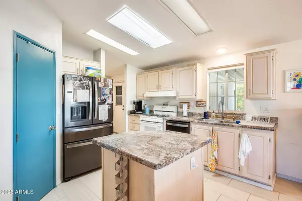 120 N VAL VISTA Drive #186, Mesa, AZ 85213