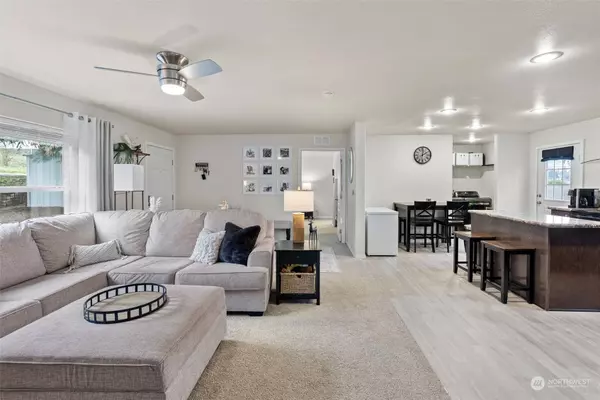 108 N Cambrian AVE, Bremerton, WA 98312