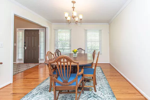 1606 Gatekeeper Way, Centerville, OH 45458