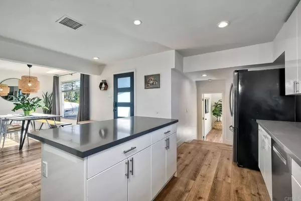 1320 Barbara Drive, Vista, CA 92084