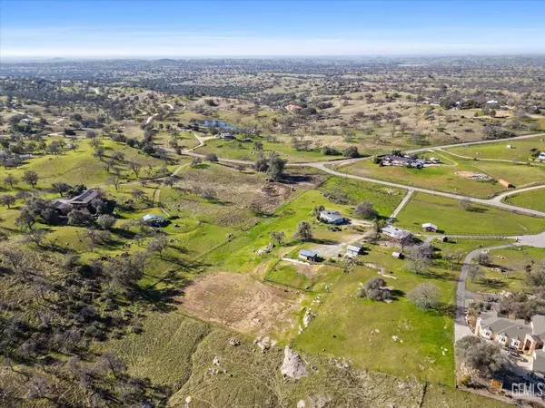 33019 Road 800, Raymond, CA 93653