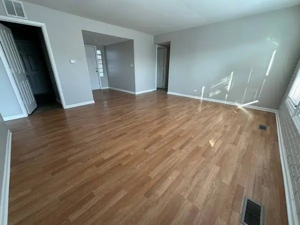 116 Delaware Drive, Bolingbrook, IL 60440