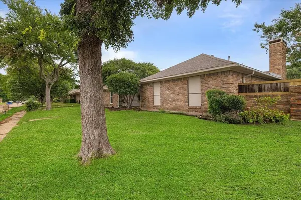 18826 Tupelo Lane, Dallas, TX 75287