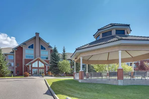 6868 Sierra Morena BLVD SW #126, Calgary, AB T3H 3R6