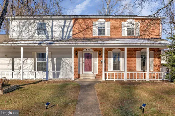 652 STUART CT, Herndon, VA 20170