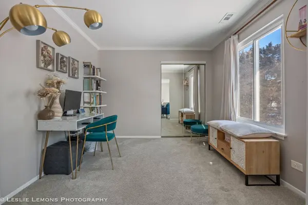 440 Sandpiper Court #D, Aurora, IL 60504