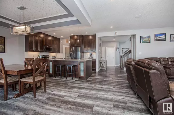 638 MEADOWVIEW DR, Fort Saskatchewan, AB T8L 0N9