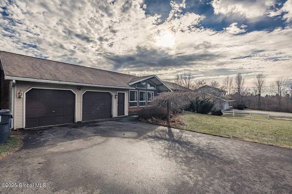 79 Northern Boulevard, Hagaman, NY 12086