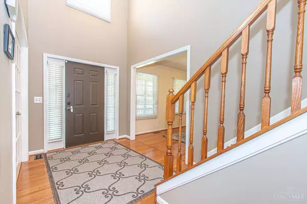 1606 Gatekeeper Way, Centerville, OH 45458