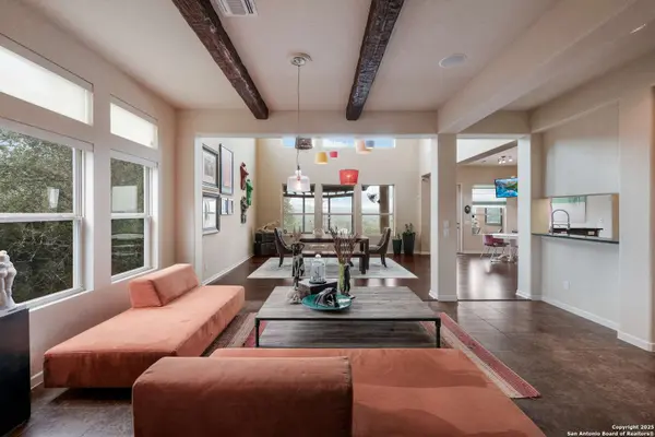 25131 ESTANCIA CIR, San Antonio, TX 78260-4371