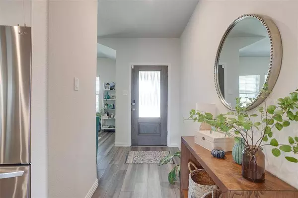 10604 Brookshire Road, Fort Worth, TX 76126