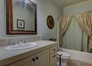 104 MAPLE GROVE LN, Youngsville, LA 70592