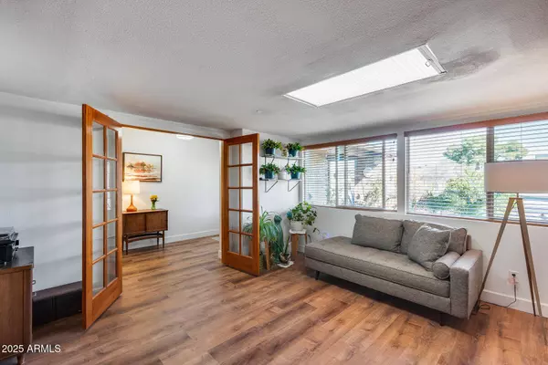 26434 S HOGAN Drive, Sun Lakes, AZ 85248